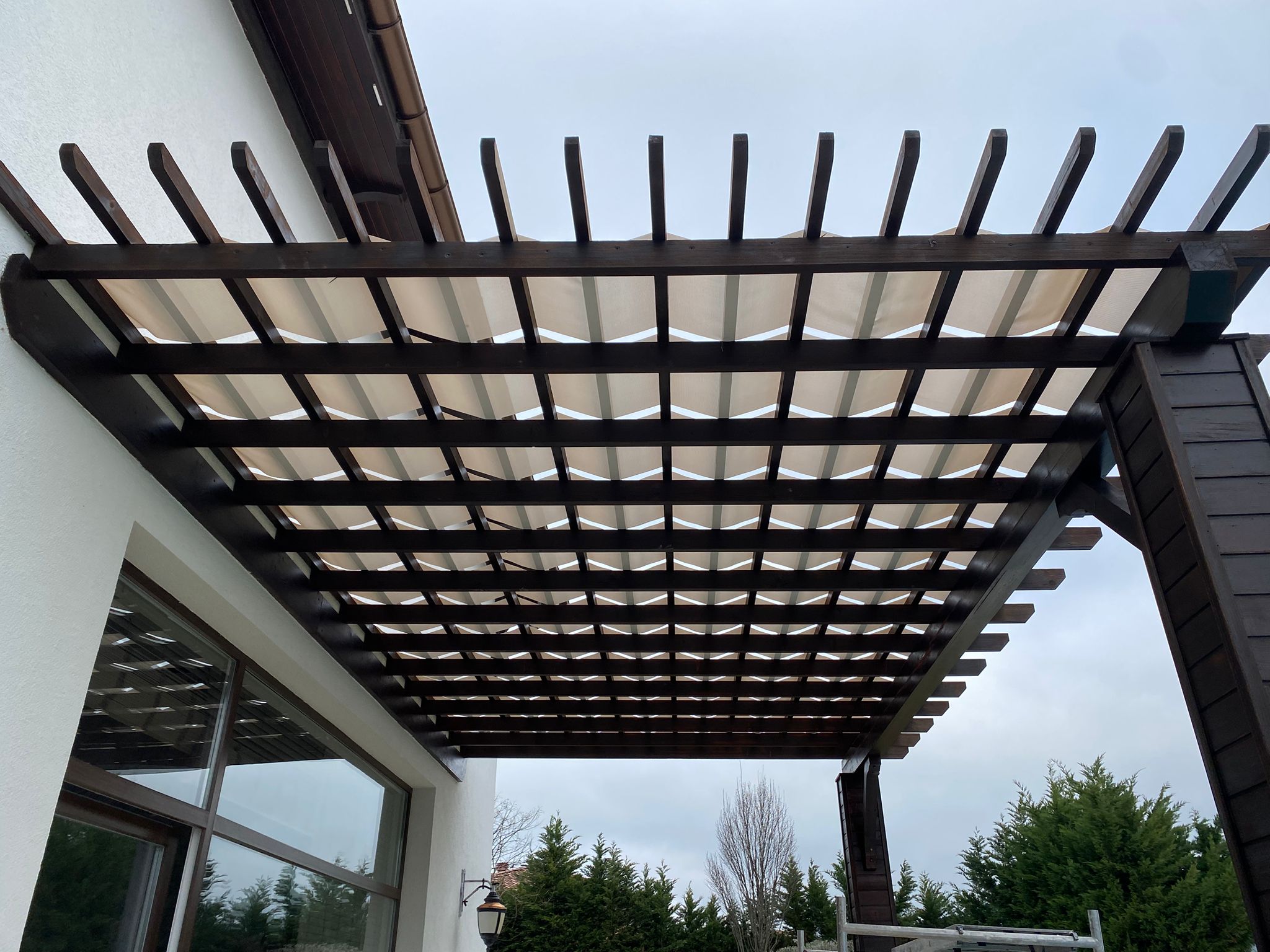 Pergola perde